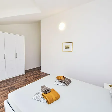 Apartment Nonie By Interhome *
